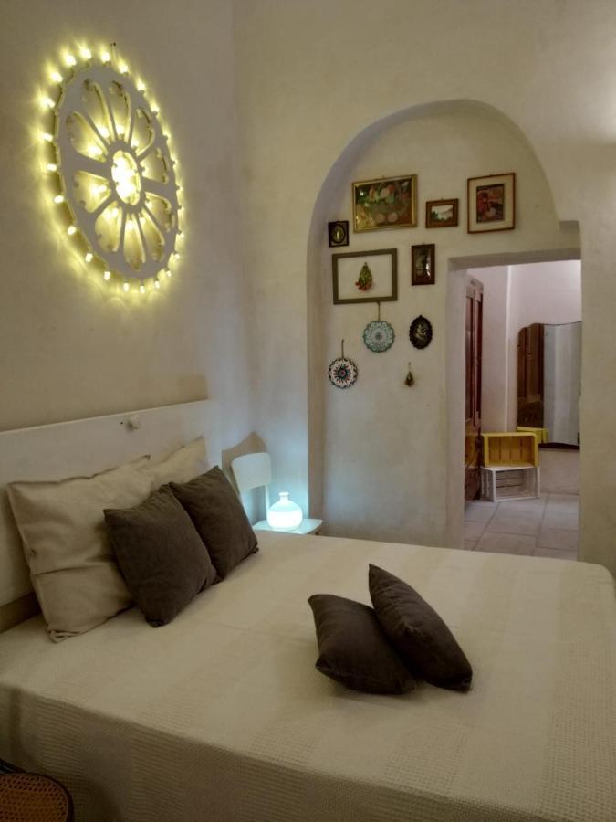 Mèna Mè - Casa Vacanze Parabita Extérieur photo