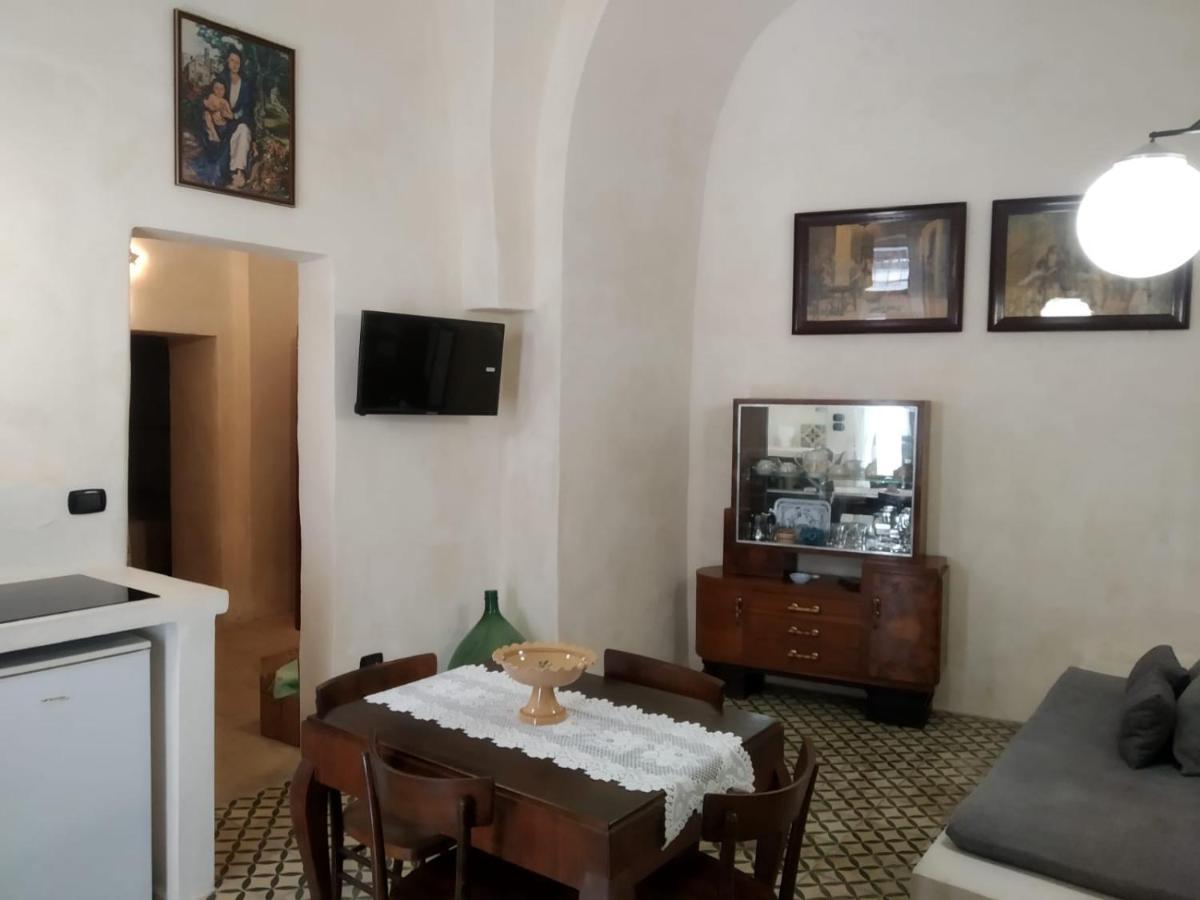 Mèna Mè - Casa Vacanze Parabita Extérieur photo